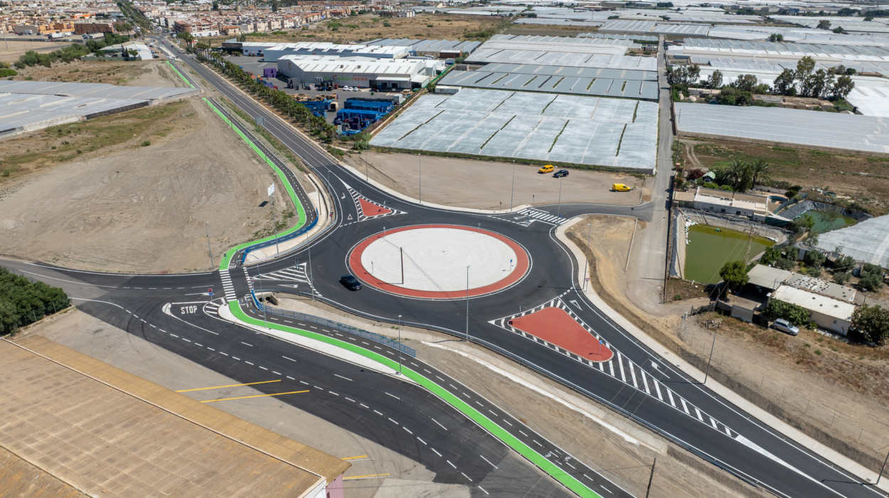 Rotonda_Campohermoso_carretera_AL-3106