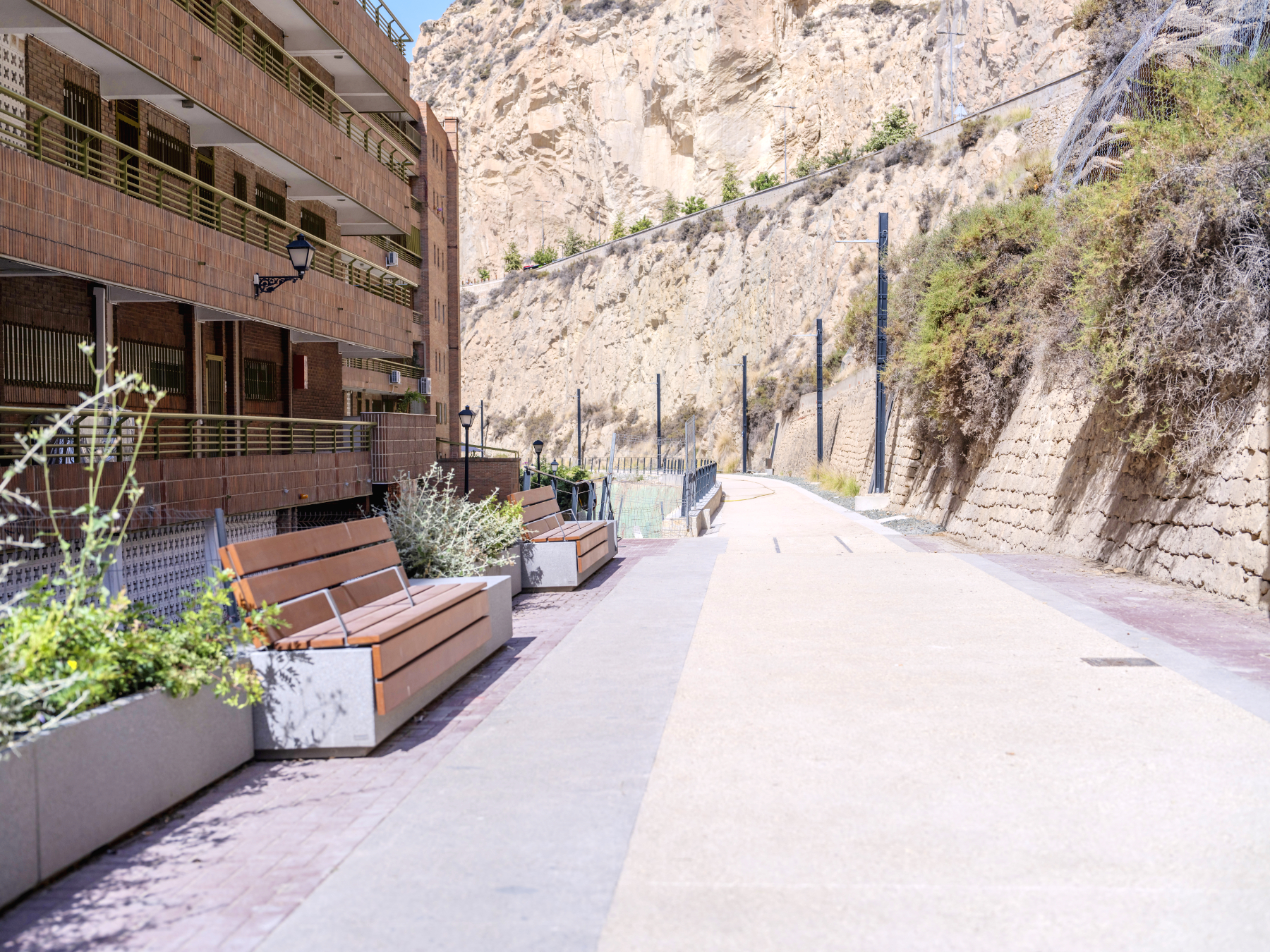 Antigua estación de la via verde de La Cantera Alicante